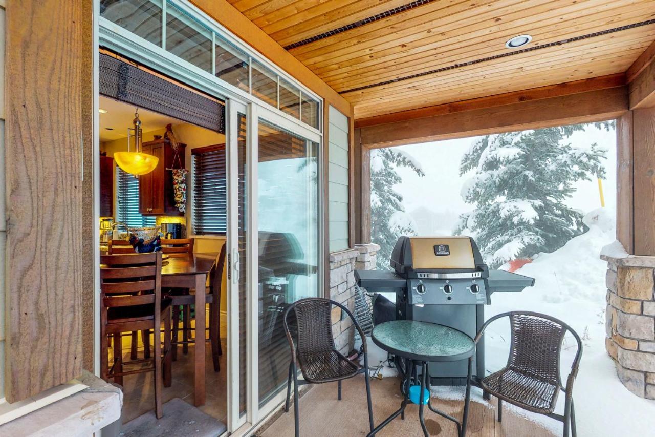 Big White Snowfall Lodge المظهر الخارجي الصورة